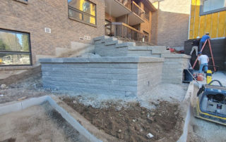 construction of a retaining wall